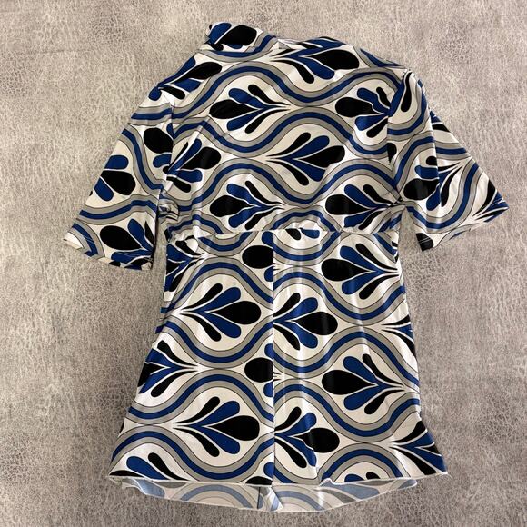 Takara Y2k Cowl Quarter Sleeve Top - Picture 3 of 4